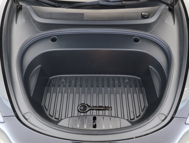 Tesla Model 3 Std Range Plus 55kWh 2021 18