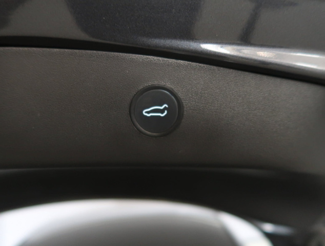 Tesla Model 3 Std Range Plus 55kWh 2021 23