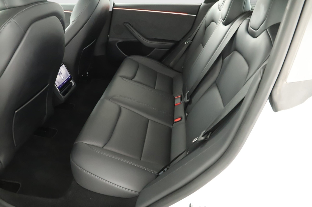 Tesla Model 3 4x4 2024 12