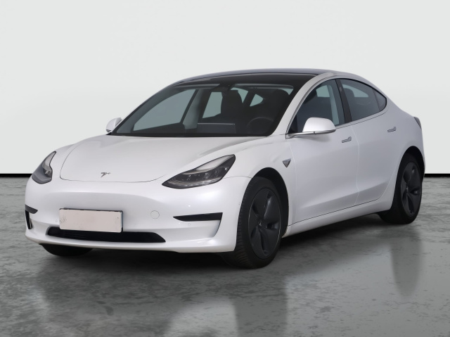 Tesla Model 3 Std Range Plus 52kWh 2020 3