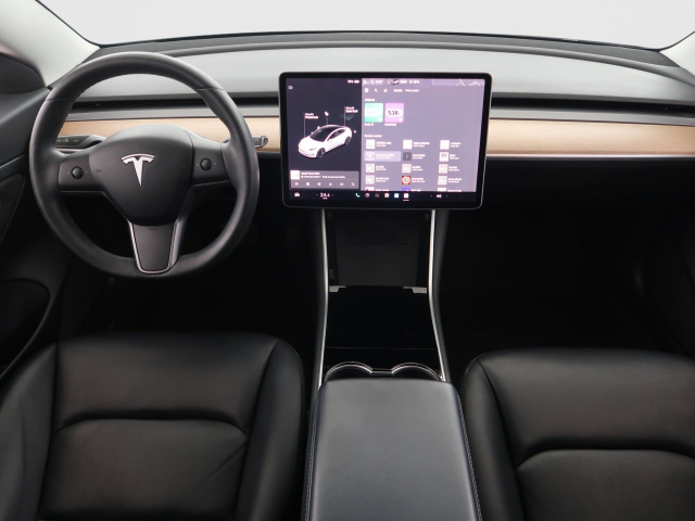 Tesla Model 3 Std Range Plus 52kWh 2020 9