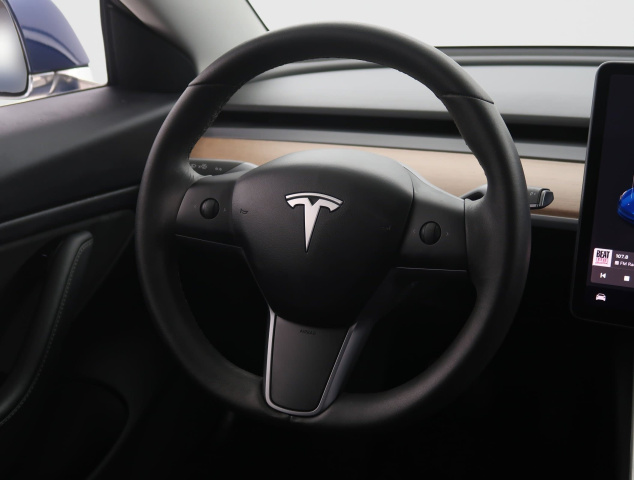 Tesla Model 3 Std Range Plus 52kWh 2019 23