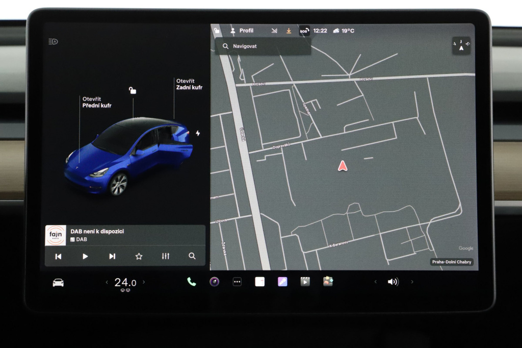 Tesla Model Y 4x4 2021 15