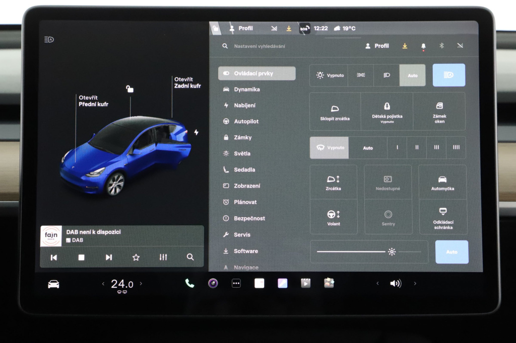 Tesla Model Y 4x4 2021 24