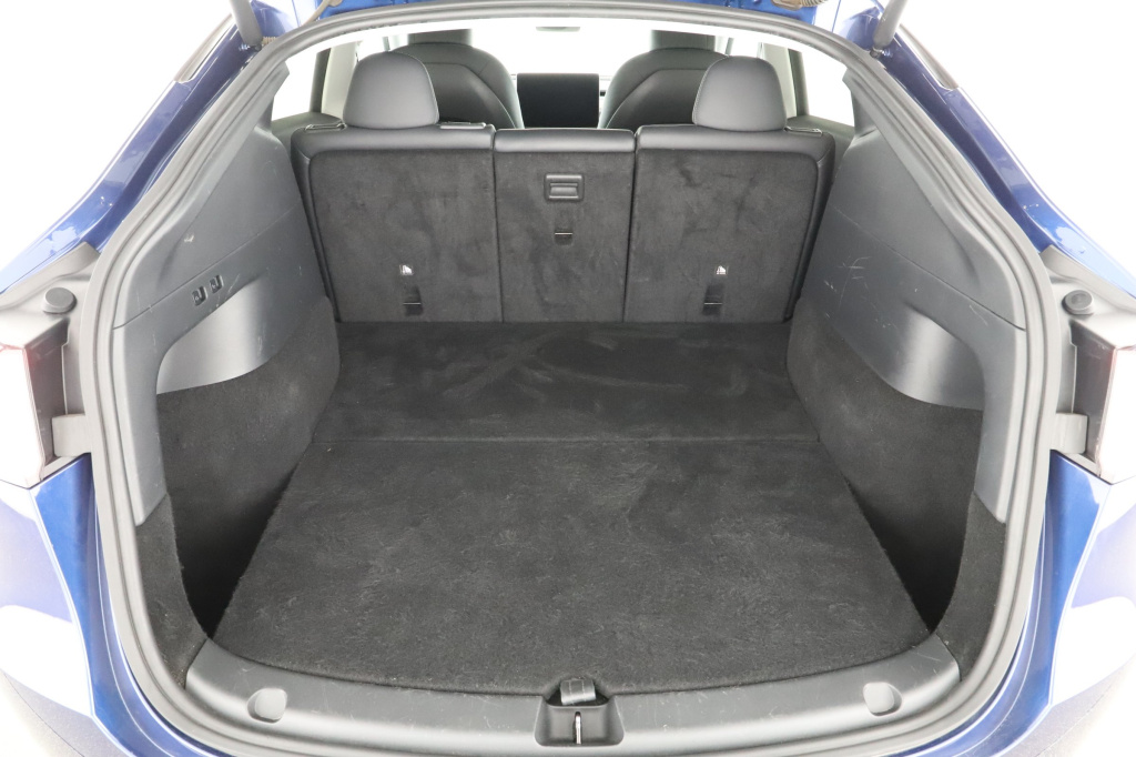 Tesla Model Y 4x4 2021 17