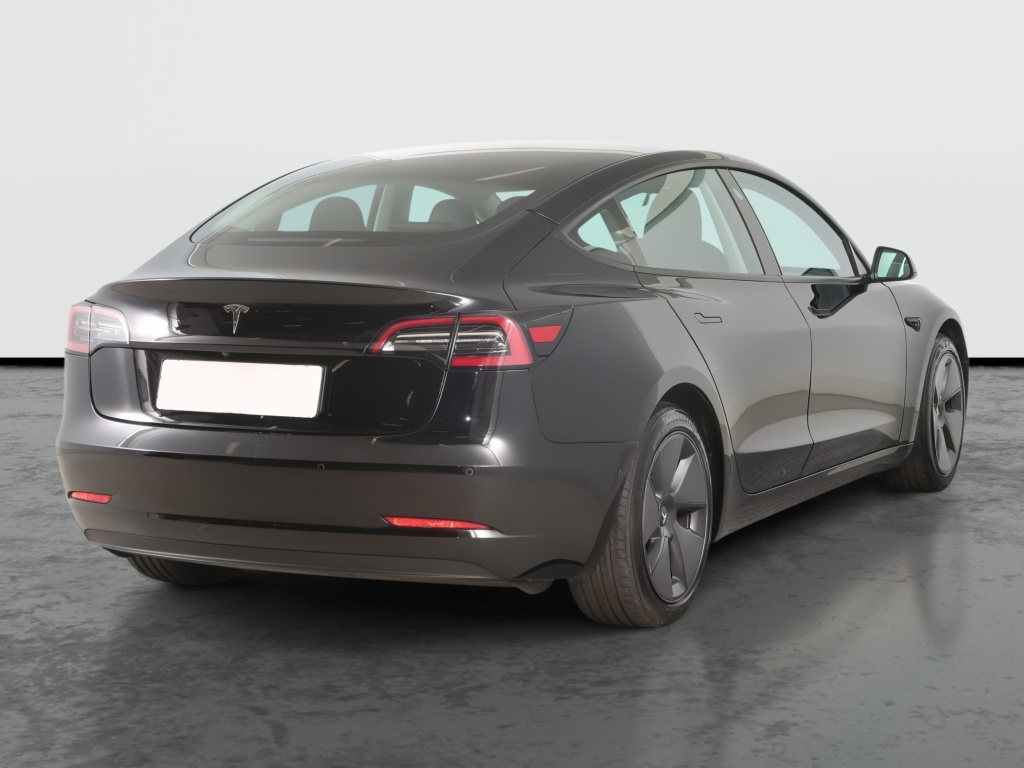 Tesla Model 3 2021 7