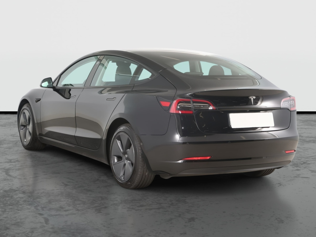 Tesla Model 3 2021 5