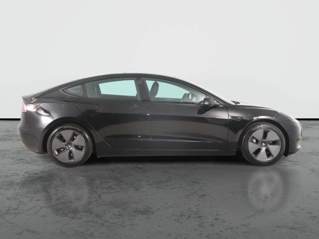 Tesla Model 3 2021 8