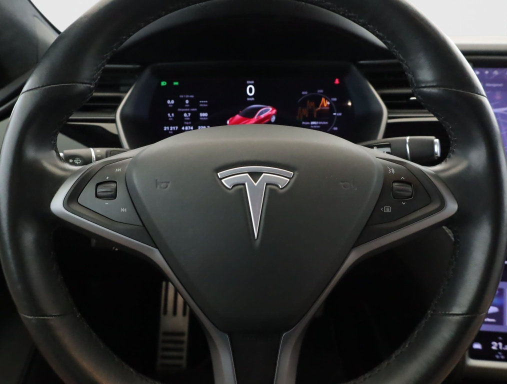 Tesla Model S 4x4 2019 14