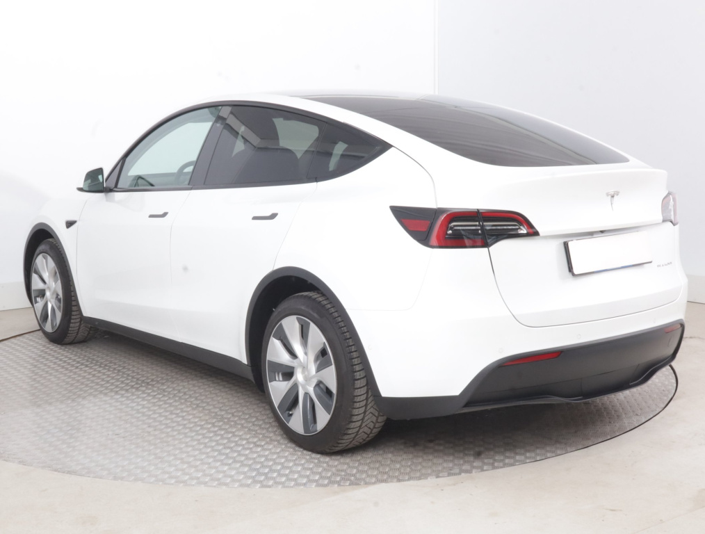 Tesla Model Y 4x4 2021 5