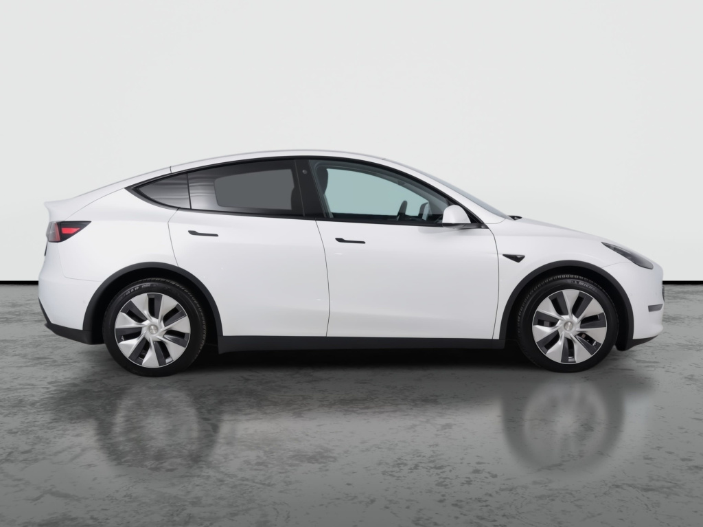 Tesla Model Y 4x4 2022 8
