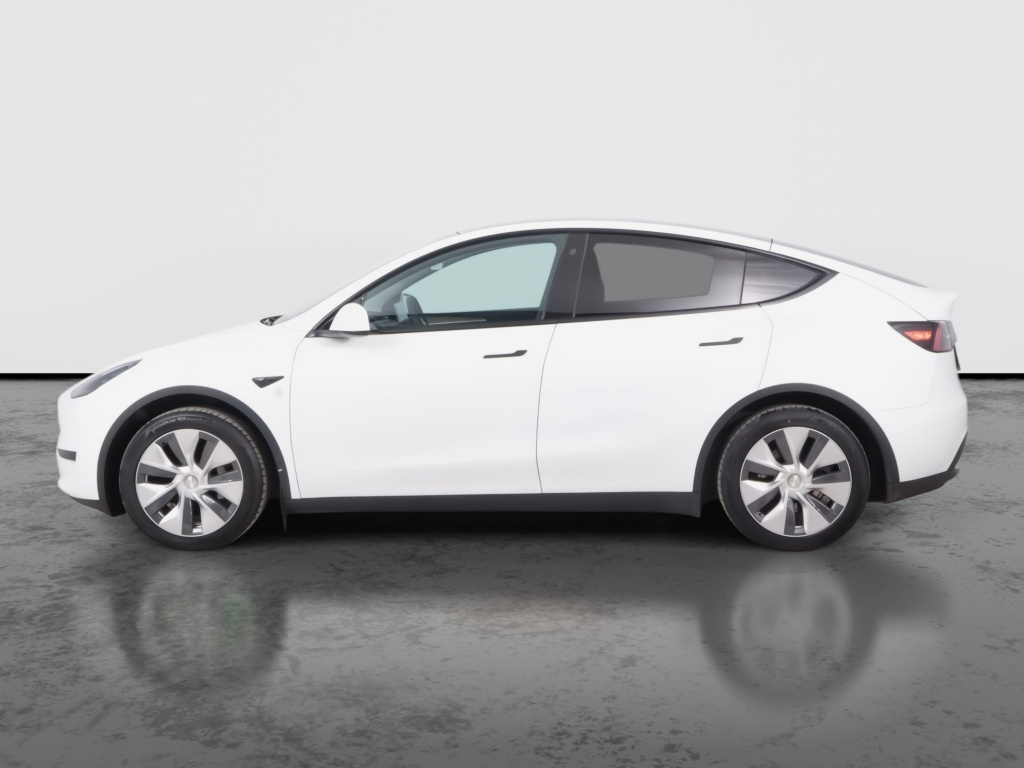 Tesla Model Y 2023 4