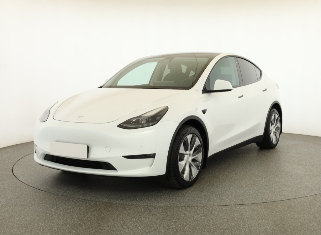 Tesla Model Y 4x4 2022 3