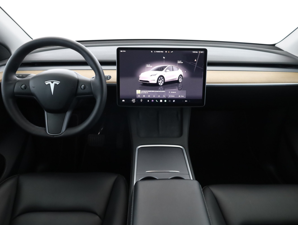 Tesla Model Y 4x4 2022 9