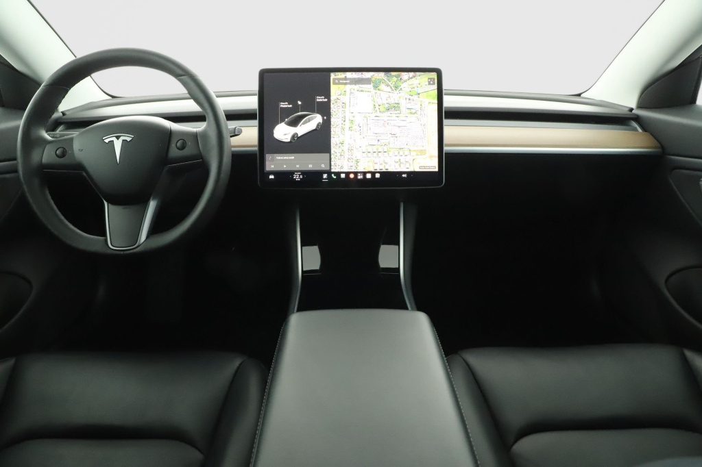 Tesla Model 3 2019 9