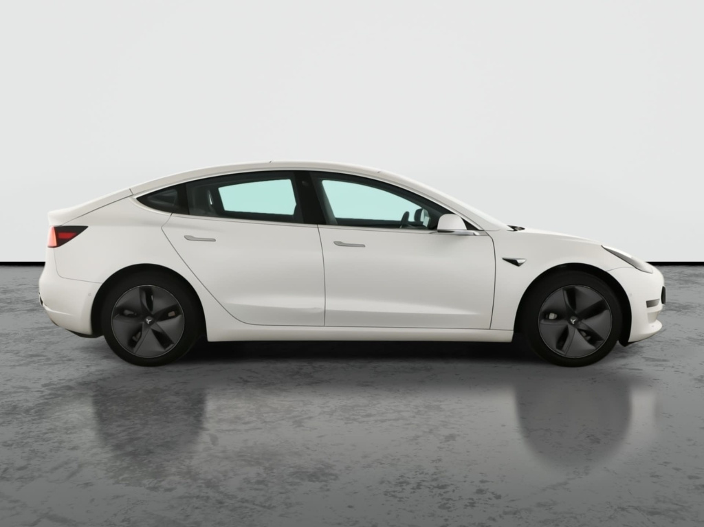 Tesla Model 3 2019 8