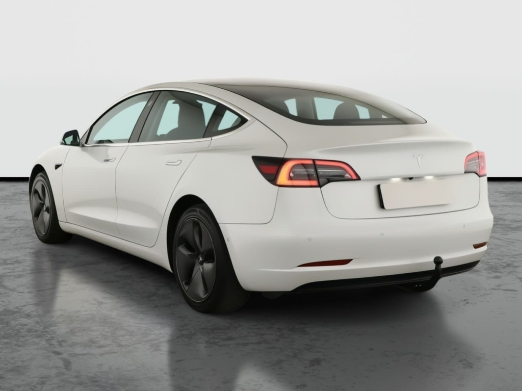 Tesla Model 3 2019 5