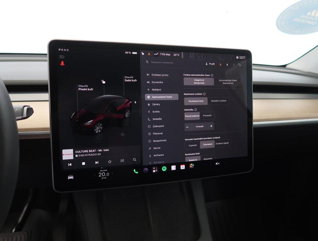 Tesla Model Y 4x4 2023 24