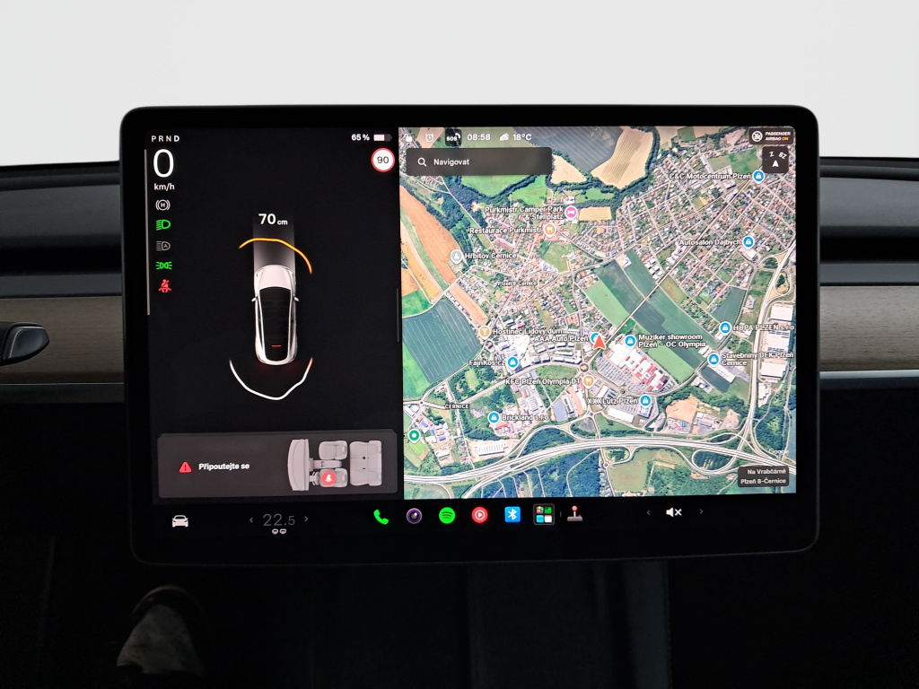 Tesla Model Y 4x4 2022 15