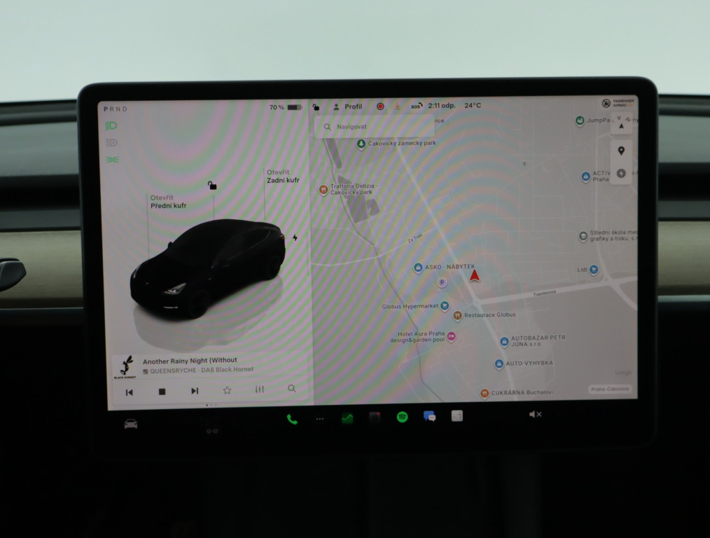 Tesla Model Y 4x4 2022 15