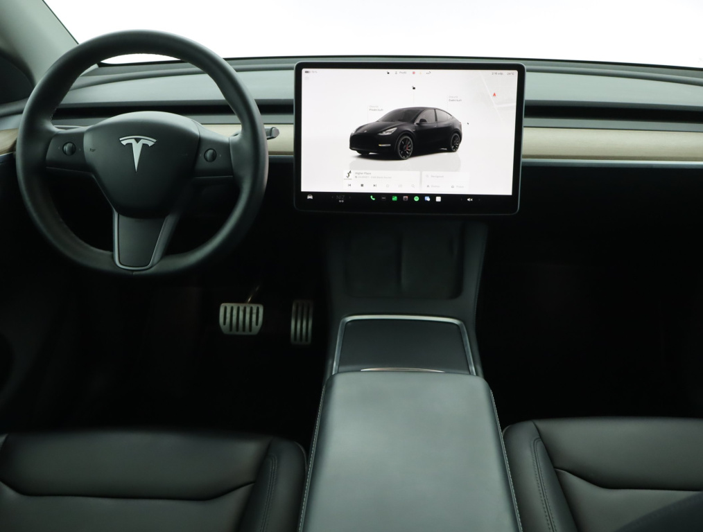 Tesla Model Y 4x4 2022 9