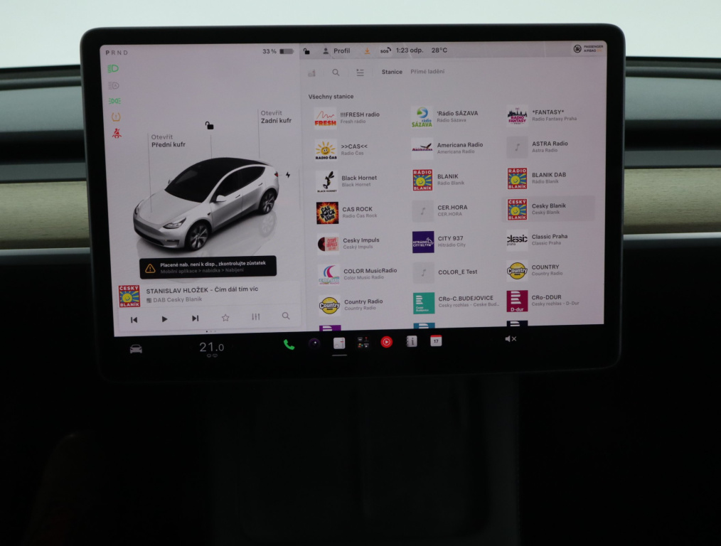 Tesla Model Y 4x4 2022 19