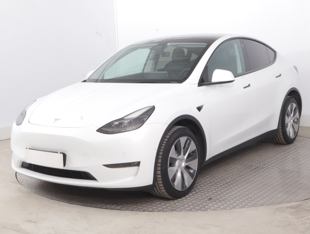 Tesla Model Y 4x4 2022 3