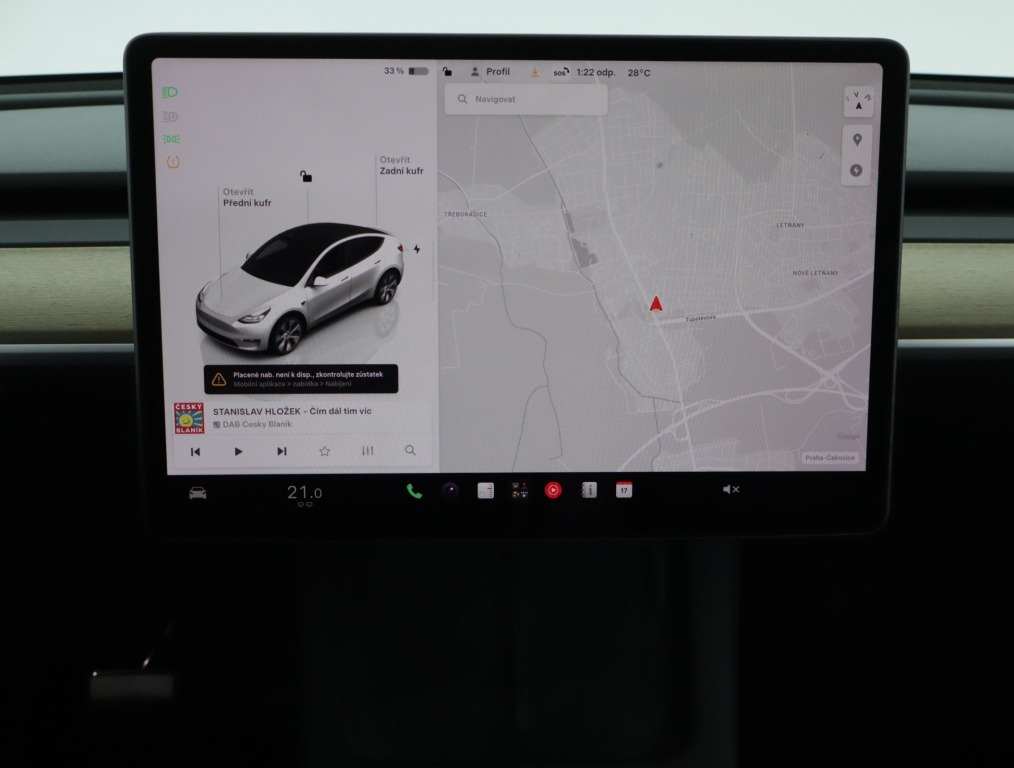 Tesla Model Y 4x4 2022 15