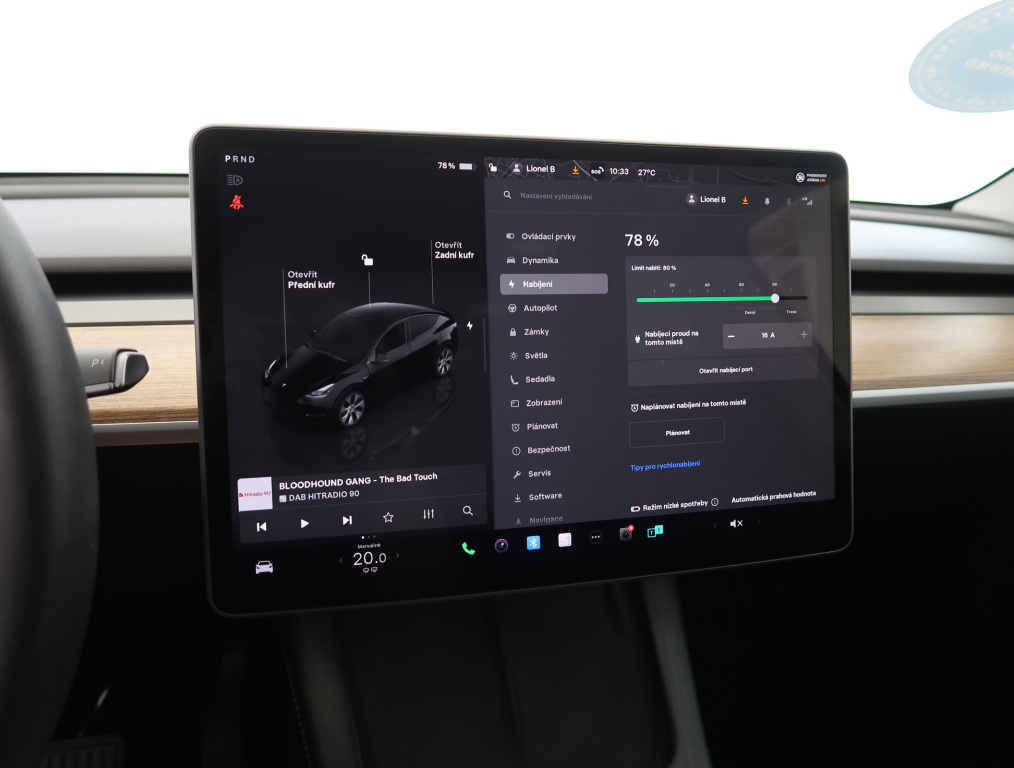 Tesla Model Y 4x4 2023 24