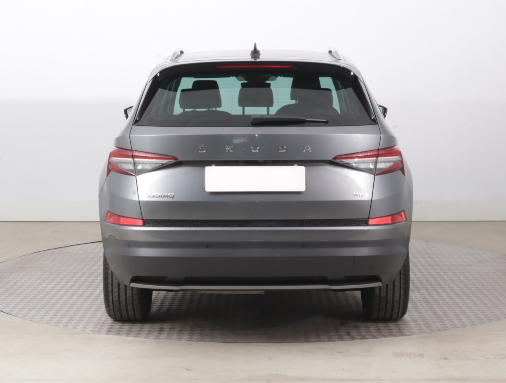 Tesla Model Y 4x4 2022 6