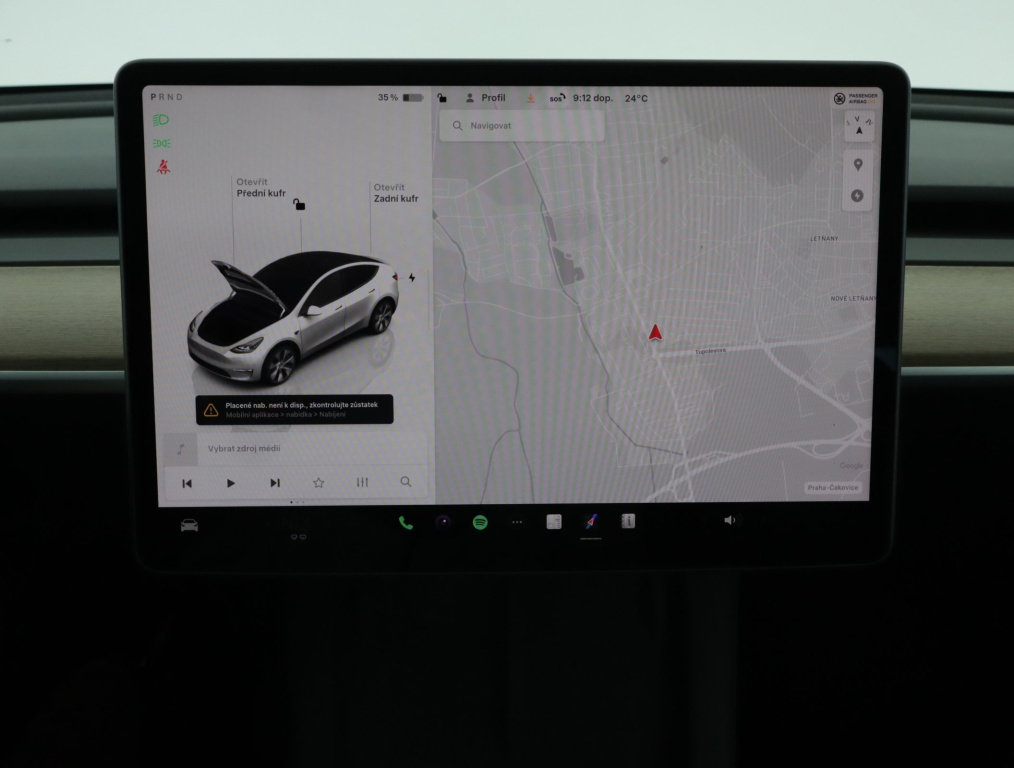 Tesla Model Y 4x4 2023 15