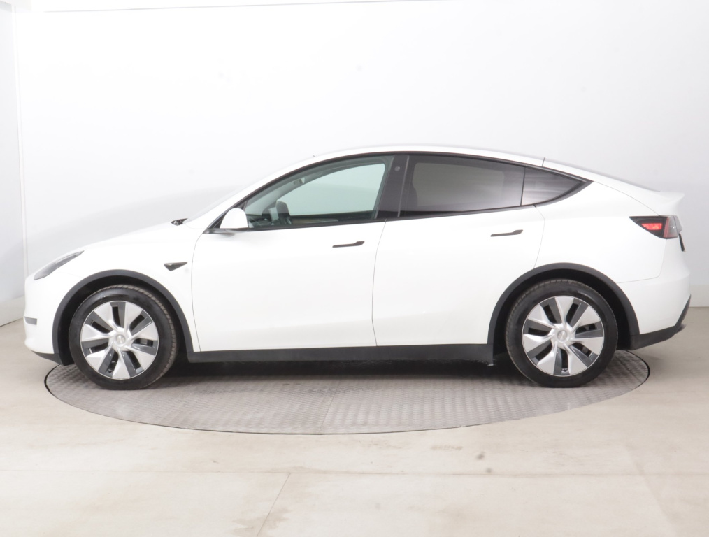 Tesla Model Y 4x4 2023 4