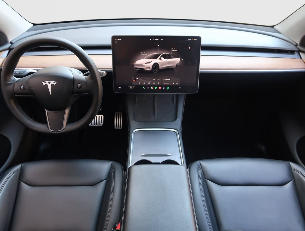 Tesla Model Y 4x4 2022 9