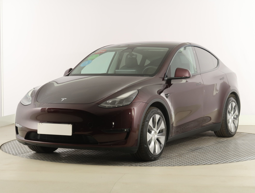 Tesla Model Y 4x4 2023 3
