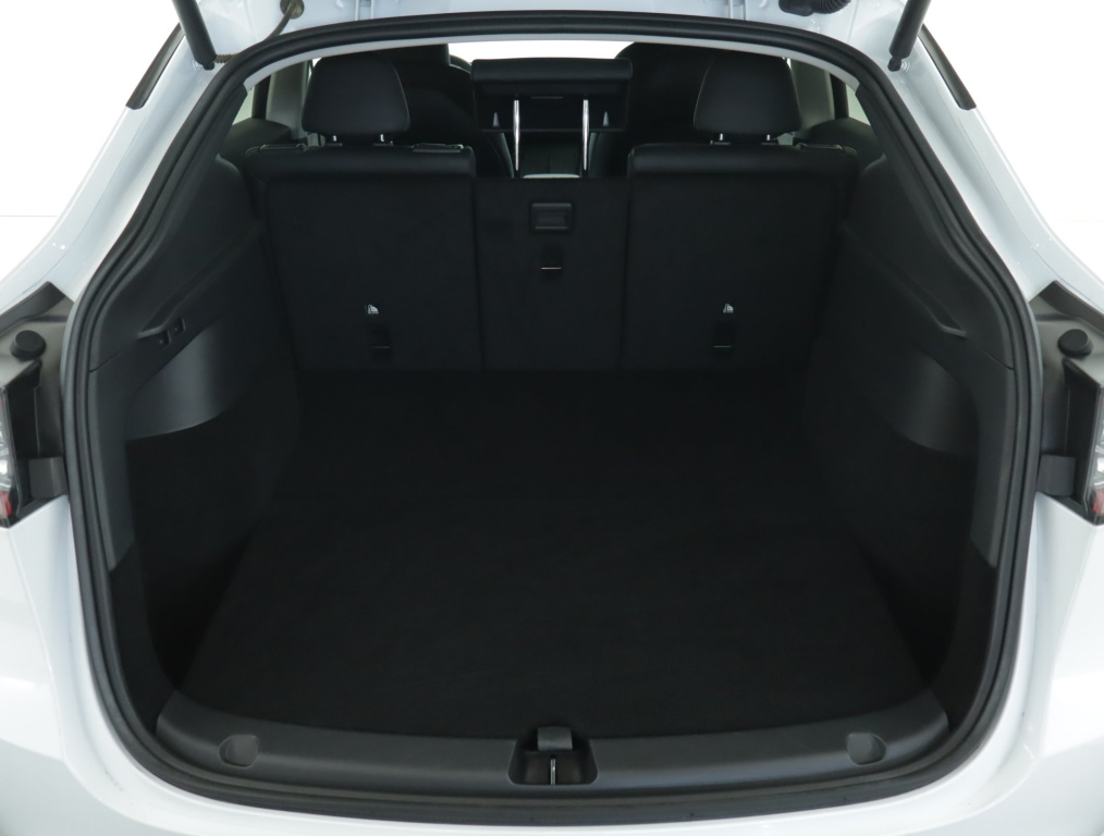 Tesla Model Y 2023 15
