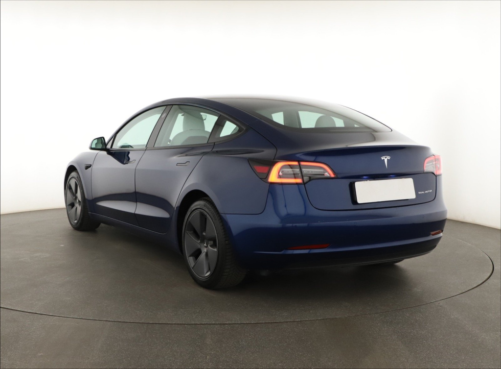 Tesla Model 3 4x4 2020 5