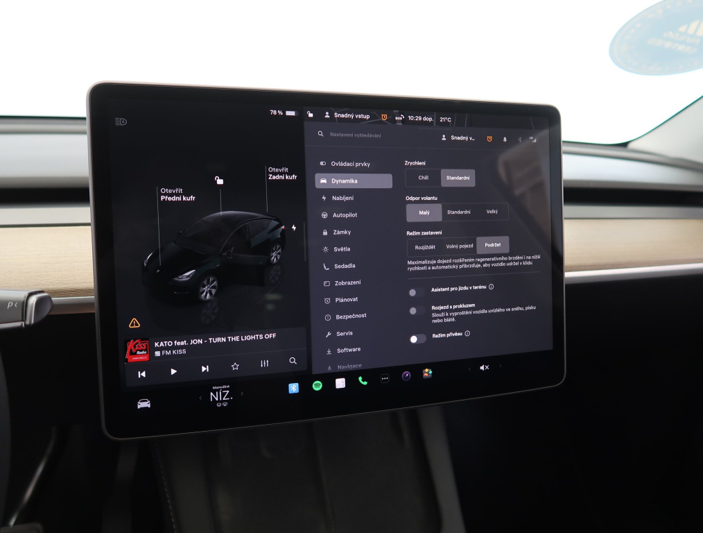 Tesla Model Y 4x4 2023 23