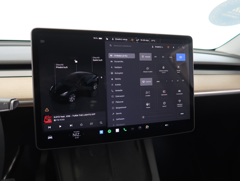 Tesla Model Y 4x4 2023 22