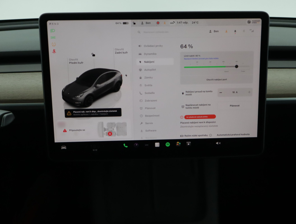 Tesla Model Y 4x4 2023 14