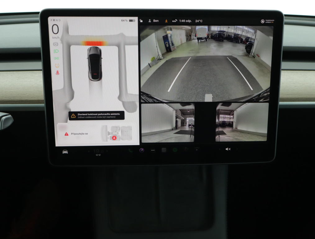 Tesla Model Y 4x4 2023 21