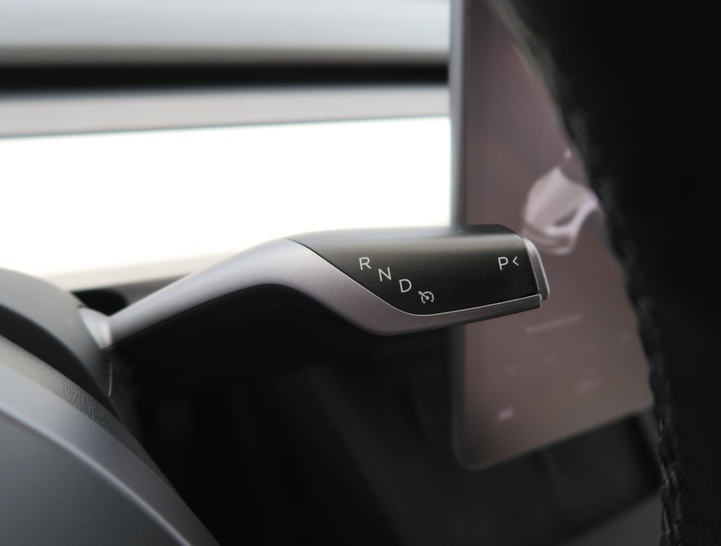 Tesla Model 3 4x4 2022 15