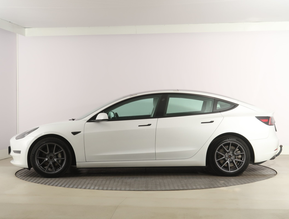 Tesla Model 3 4x4 2022 4