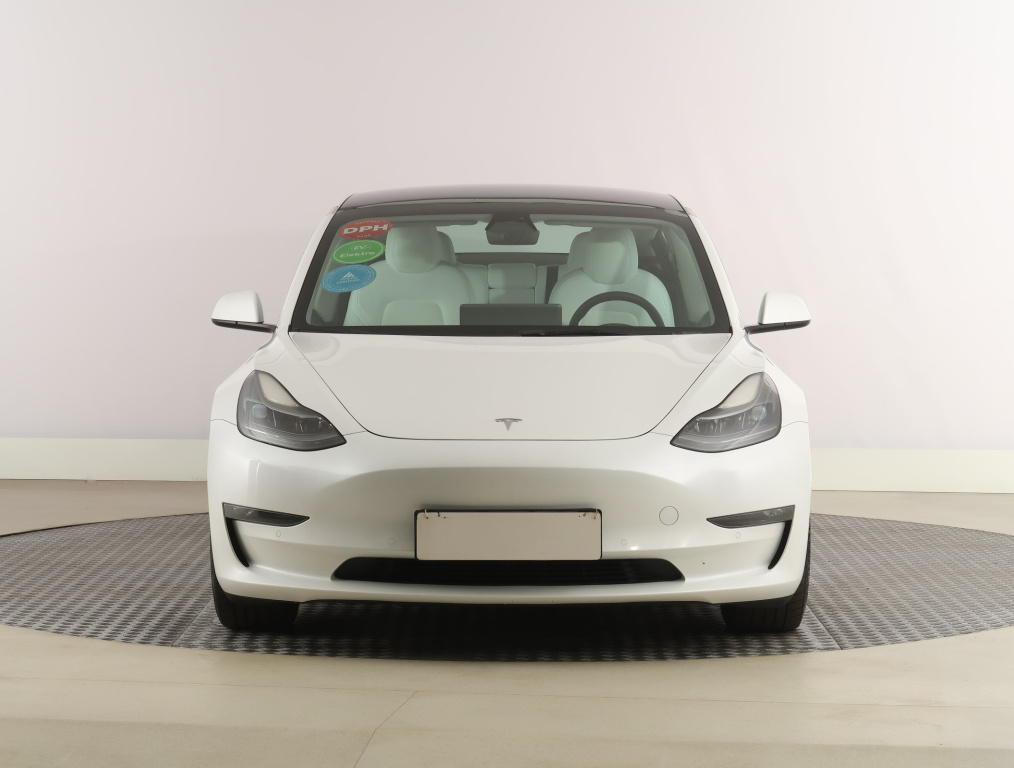 Tesla Model 3 4x4 2022 2