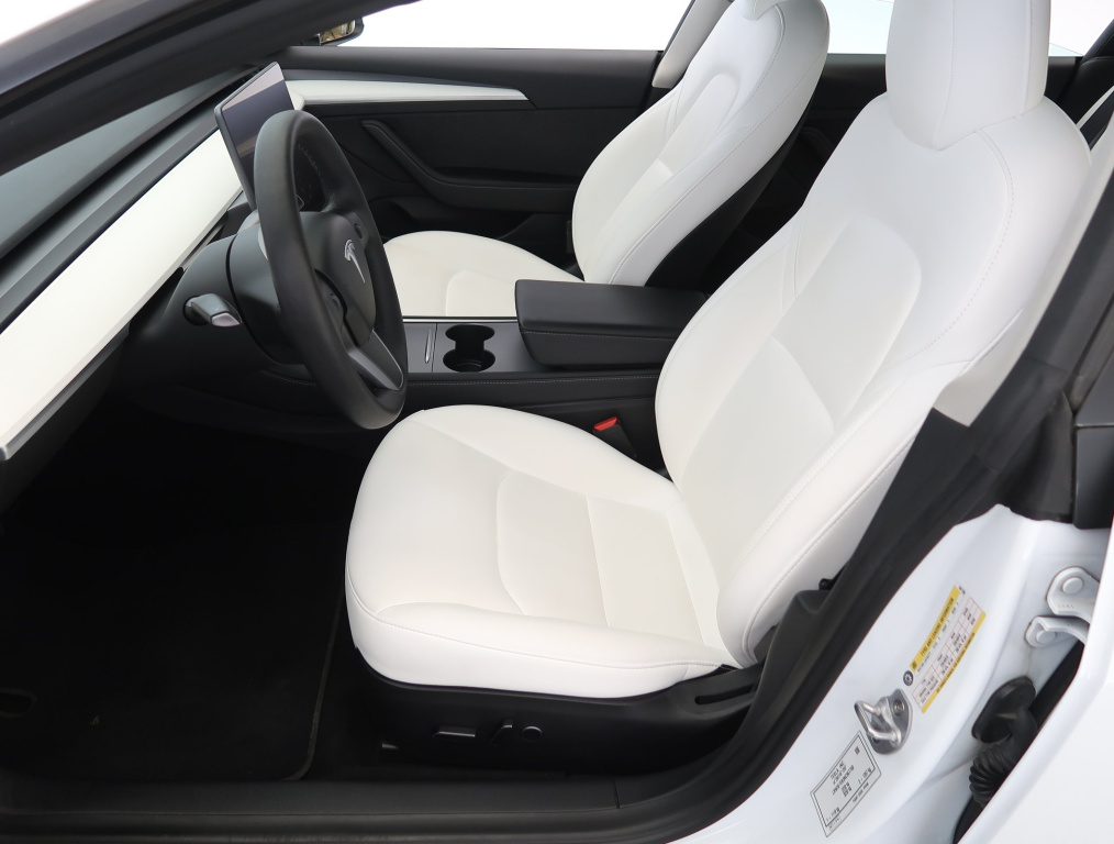 Tesla Model 3 4x4 2022 13