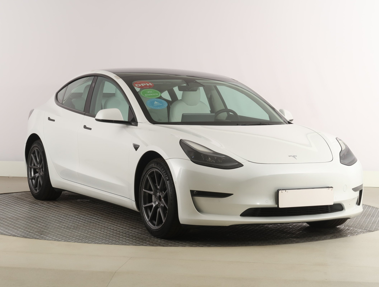 Tesla Model 3 4x4 2022