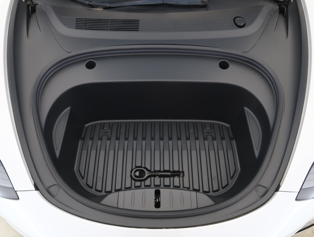 Tesla Model 3 4x4 2021 18