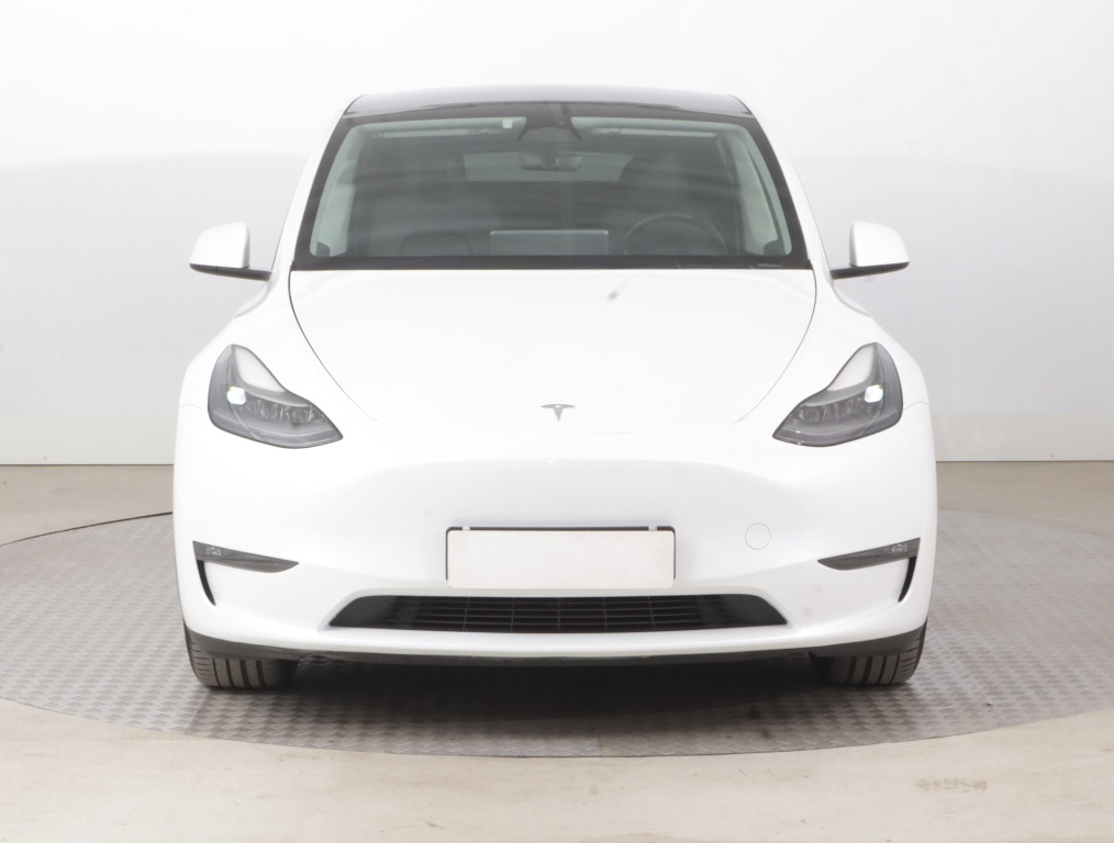 Tesla Model Y 4x4 2023 2