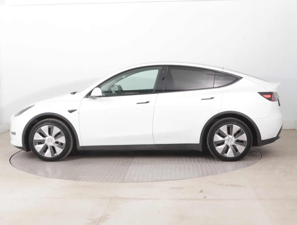 Tesla Model Y 4x4 2023 4