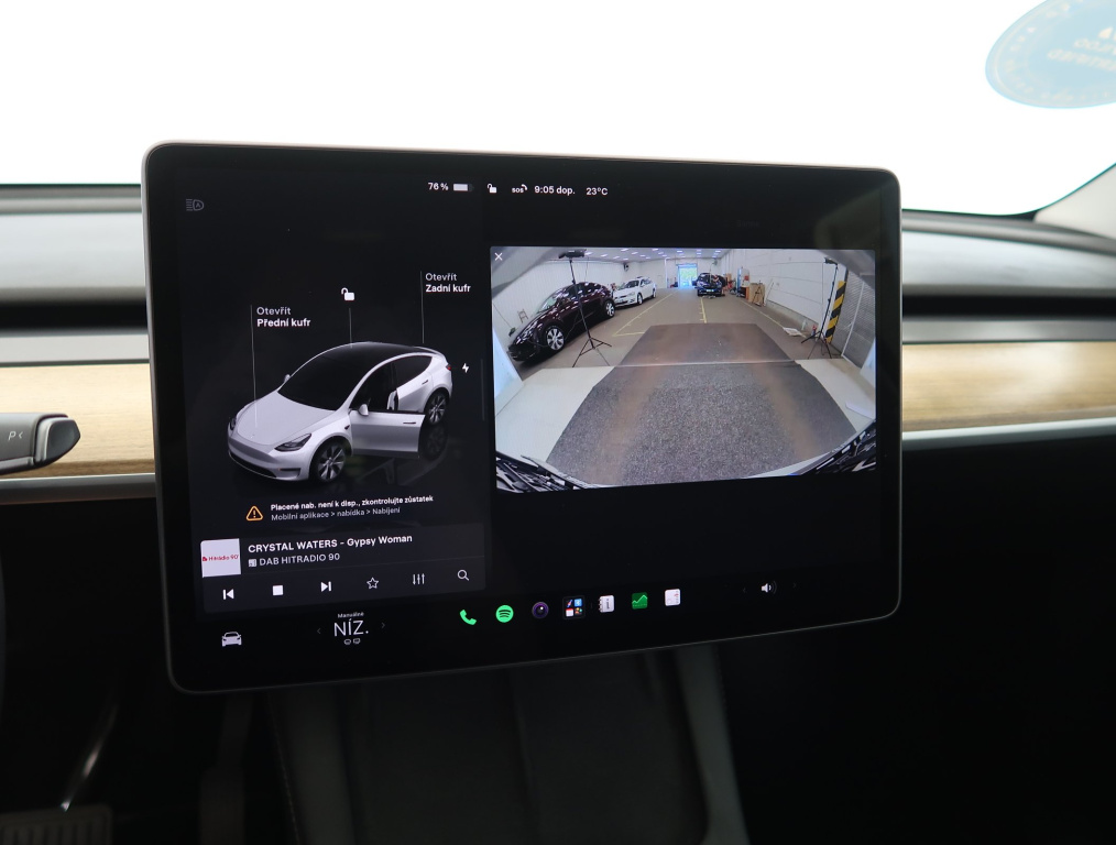 Tesla Model Y 4x4 2022 19