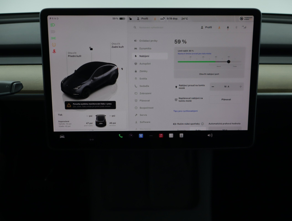 Tesla Model Y 4x4 2022 12